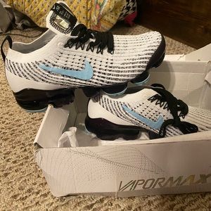 BRAND NEW Nike Vapor Max